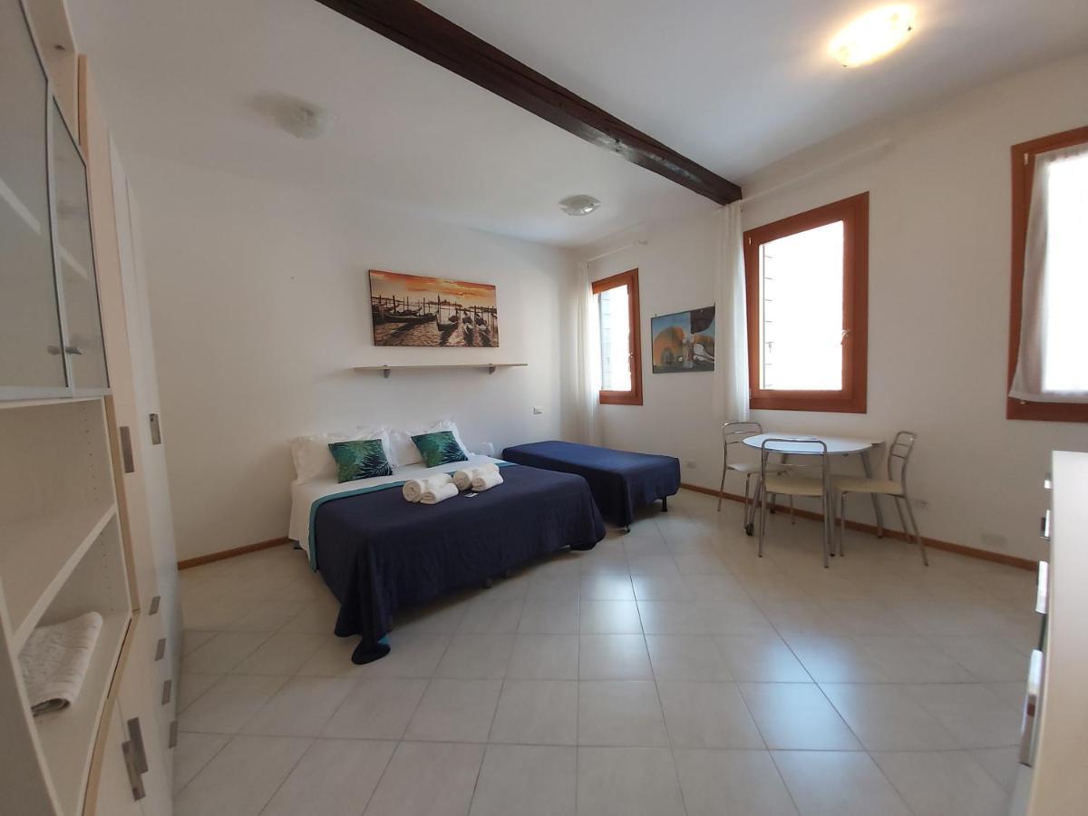 Veneziacentopercento Corderie Apartment Bagian luar foto